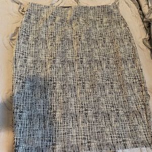 Express pencil skirt—size L